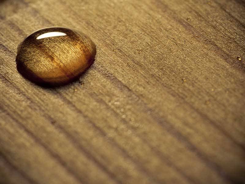 Wasserflecken auf Parkett entfernen | Blog